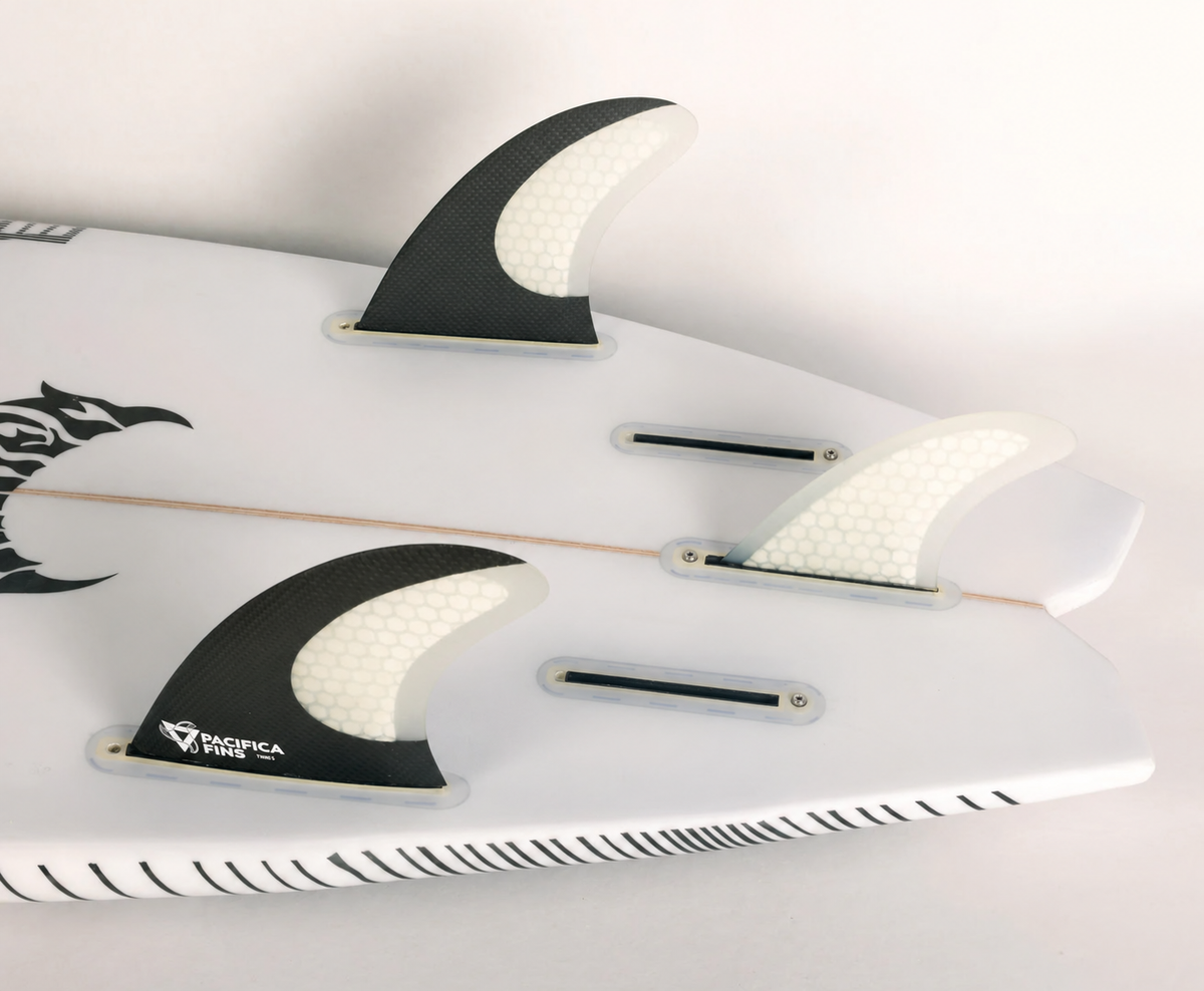 Modern Twin + 1 setup with Futures-style fin boxes
